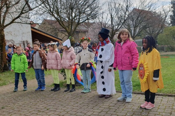 Freut Euch – Winterverbrennung in Mutterstadt