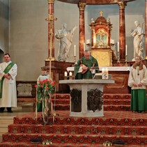 Faschingsgottesdienst 2018 in St. Medardus mit Band Regenbogen