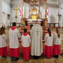 Einführung neuer Messdiener in St. Medardus