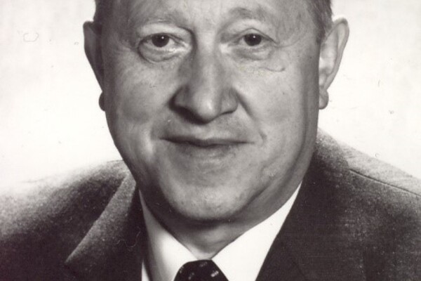 Nachruf Pfarrer i.R. Kurt Mayer