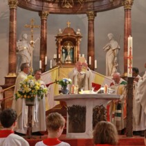 Priesterjub 9.jpg