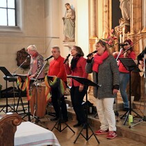 Faschingsgottesdienst 2018 in St. Medardus mit Band Regenbogen