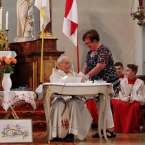 Dankamt zum 65-jährigem Priesterjubiläum von Pfarrer Karl Schäffer