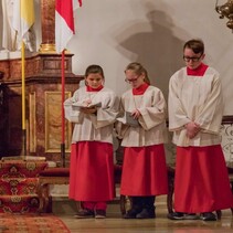 Einführung neuer Messdiener in St. Medardus