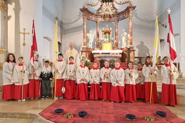 Aufnahme von neuen Messdienern in Mutterstadt