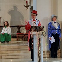 Faschingsgottesdienst 2018 in St. Medardus mit Band Regenbogen