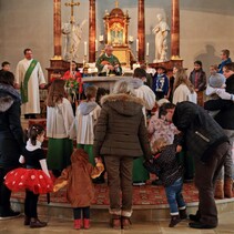 Faschingsgottesdienst 2018 in St. Medardus mit Band Regenbogen