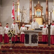 Einführung neuer Messdiener in St. Medardus