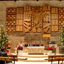 Altar in St. Peter, Hochdorf