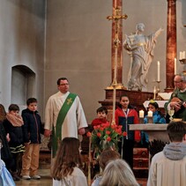 Faschingsgottesdienst 2018 in St. Medardus mit Band Regenbogen